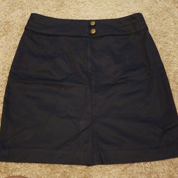 !LAST CHANCE!🔴4/20 H&M Black Mini Skirt - Picture 2 of 5